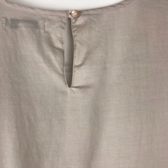 Banana Republic | Tiered Ruffled Tank Top Beige M - Picture 5 of 5